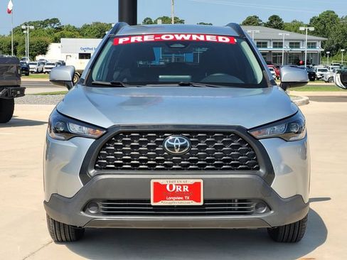 Used 2023 Toyota Corolla Cross LE AWD/4WD image 2