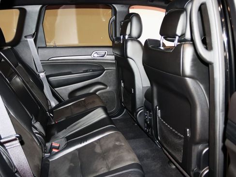 Used 2019 Jeep Grand Cherokee Altitude AWD/4WD image 63