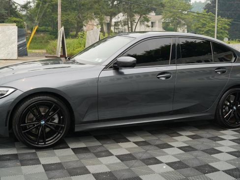 Used 2020 BMW 330i xDrive Sedan w/ M Sport Package AWD/4WD image 18