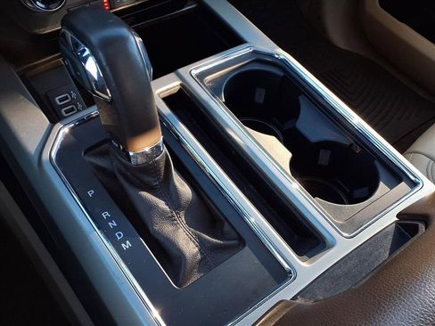 Used 2020 Ford F150 Lariat w/ Equipment Group 502A Luxury image 12