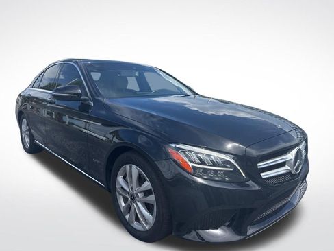 Used 2019 Mercedes-Benz C 300 Sedan image 3