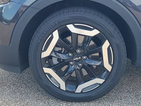 Used 2025 Kia Telluride S FWD image 10