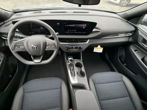 New 2026 Buick Envista Preferred image 22