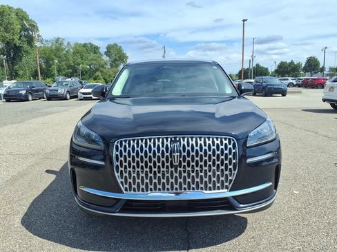 Used 2023 Lincoln Corsair FWD image 2
