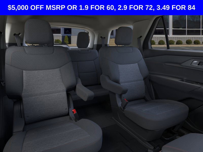 New 2026 Ford Explorer Active RWD image 11