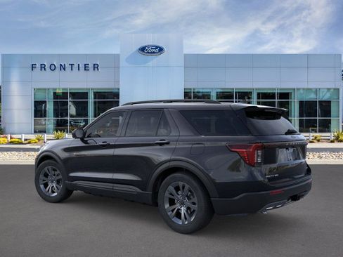 New 2026 Ford Explorer Active image 4