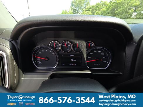 Used 2020 Chevrolet Silverado 1500 LT w/ All-Star Edition AWD/4WD image 17