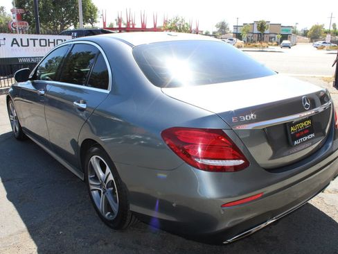 Used 2019 Mercedes-Benz E 300 w/ Premium 1 Package image 40