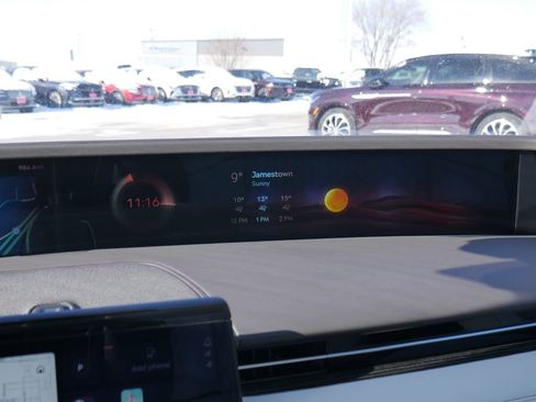 Used 2025 Lincoln Nautilus Black Label image 47