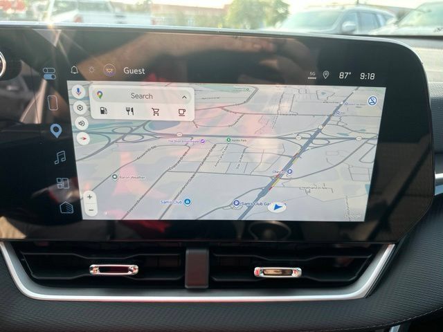 New 2027 Chevrolet Equinox LT w/ Safety and Technology Package FWD image 23