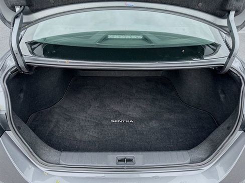 Used 2025 Nissan Sentra SV FWD image 34