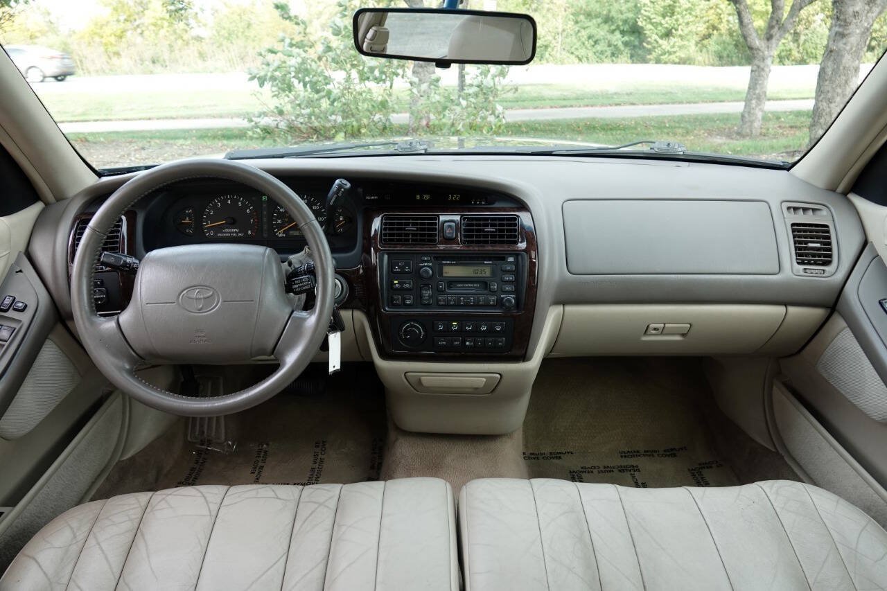 Used 1999 Toyota Avalon XLS FWD image 70
