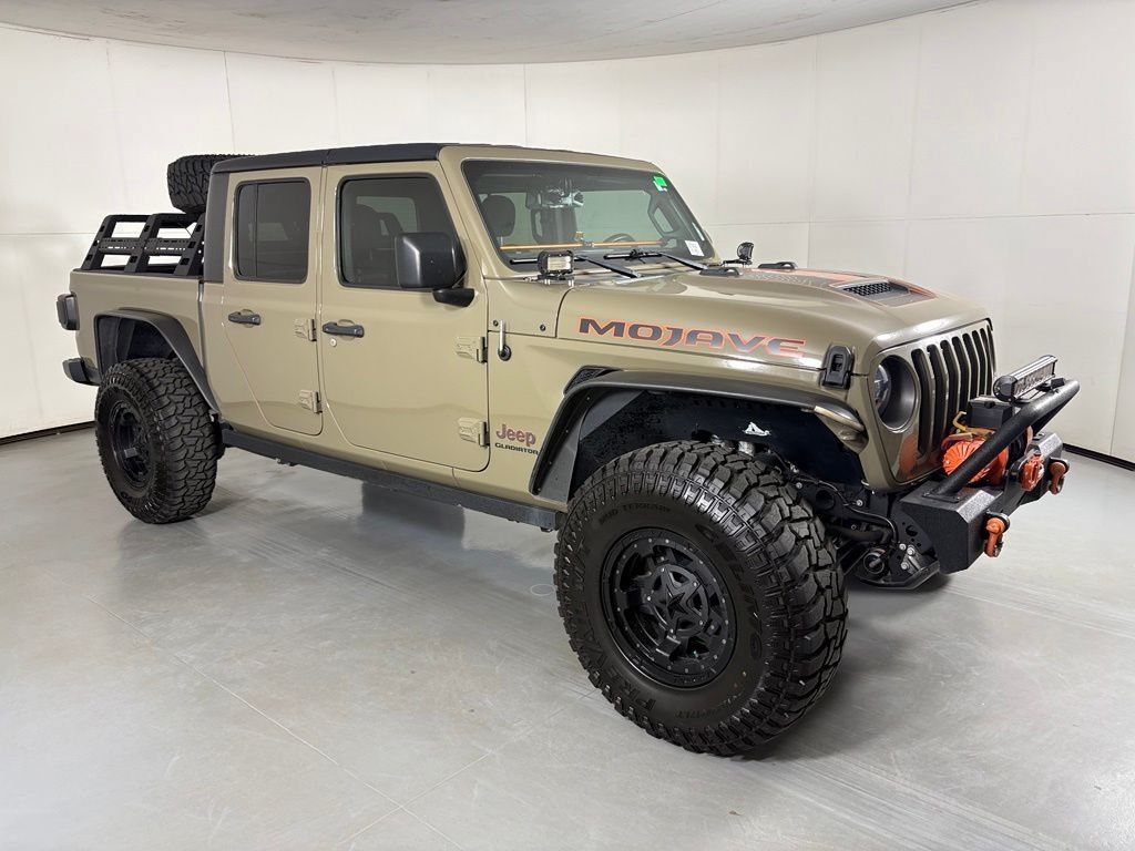 Used 2020 Jeep Gladiator Mojave AWD/4WD image 2