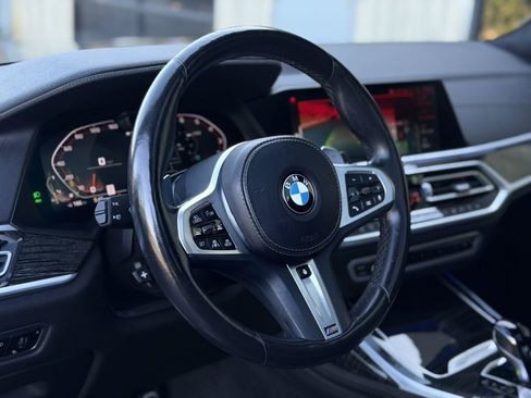 Used 2022 BMW X7 M50i AWD/4WD image 18