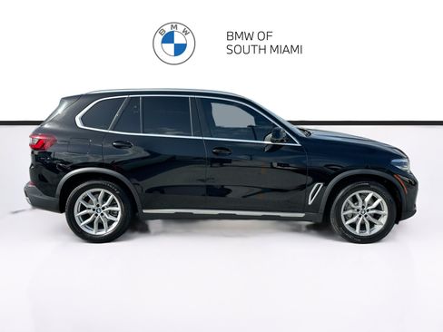 Used 2023 BMW X5 xDrive40i w/ Parking Assistance Package AWD/4WD image 8