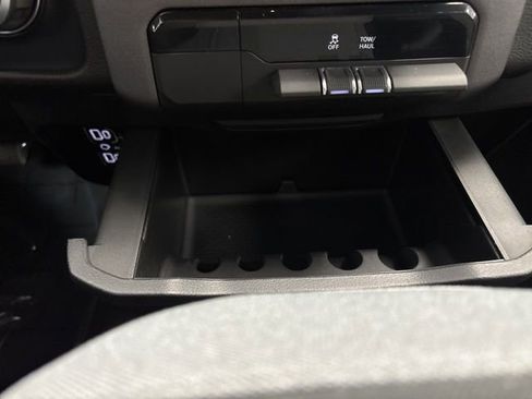 Used 2021 RAM 1500 Big Horn image 33