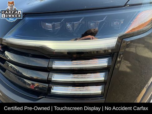 Certified 2025 Nissan Kicks SR image 22