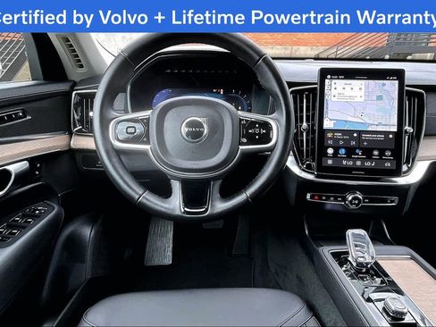 Certified 2025 Volvo XC90 B5 Plus image 8