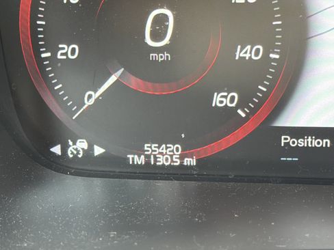 Used 2021 Volvo XC90 T6 Momentum w/ Climate Package AWD/4WD image 10