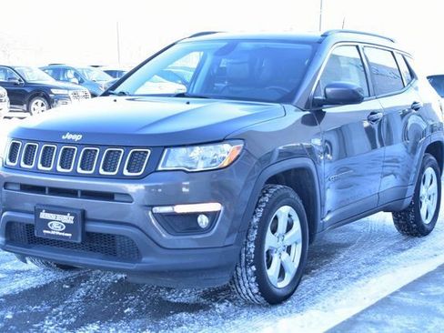 Used 2019 Jeep Compass Latitude w/ Popular Equipment Group image 12