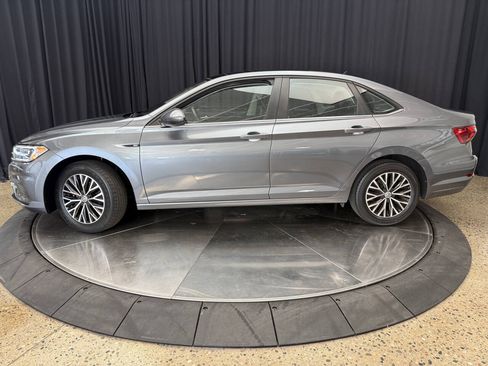 Used 2019 Volkswagen Jetta SEL FWD image 5
