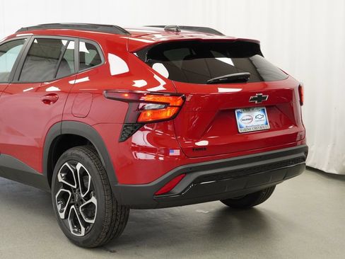 New 2026 Chevrolet Trax RS w/ Driver Confidence Package FWD image 36