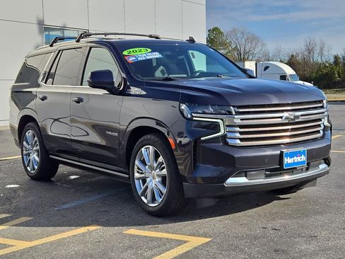 Used 2023 Chevrolet Tahoe High Country image 2