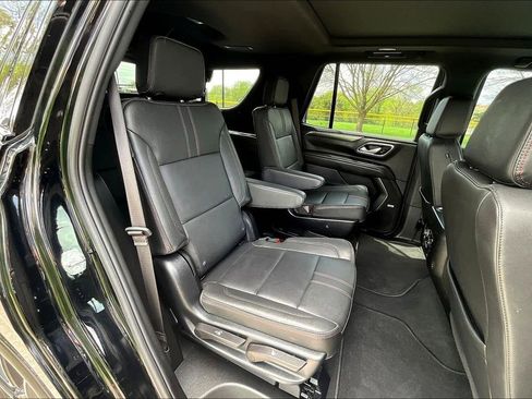 Used 2024 Chevrolet Tahoe RST w/ Luxury Package AWD/4WD image 24