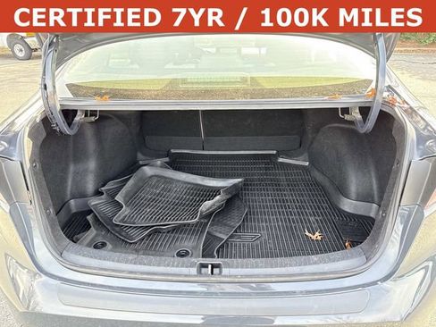 Used 2024 Toyota Corolla LE image 12