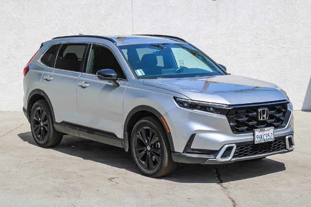 Used 2023 Honda CR-V Sport Touring image 2