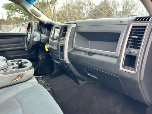 Used 2018 RAM 1500 Express w/ Express Value Package image 9