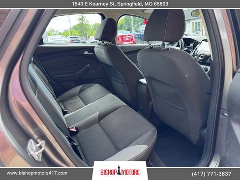 Used 2013 Ford Focus SE FWD image 12