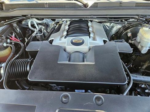 Used 2016 Cadillac Escalade Platinum AWD/4WD image 27
