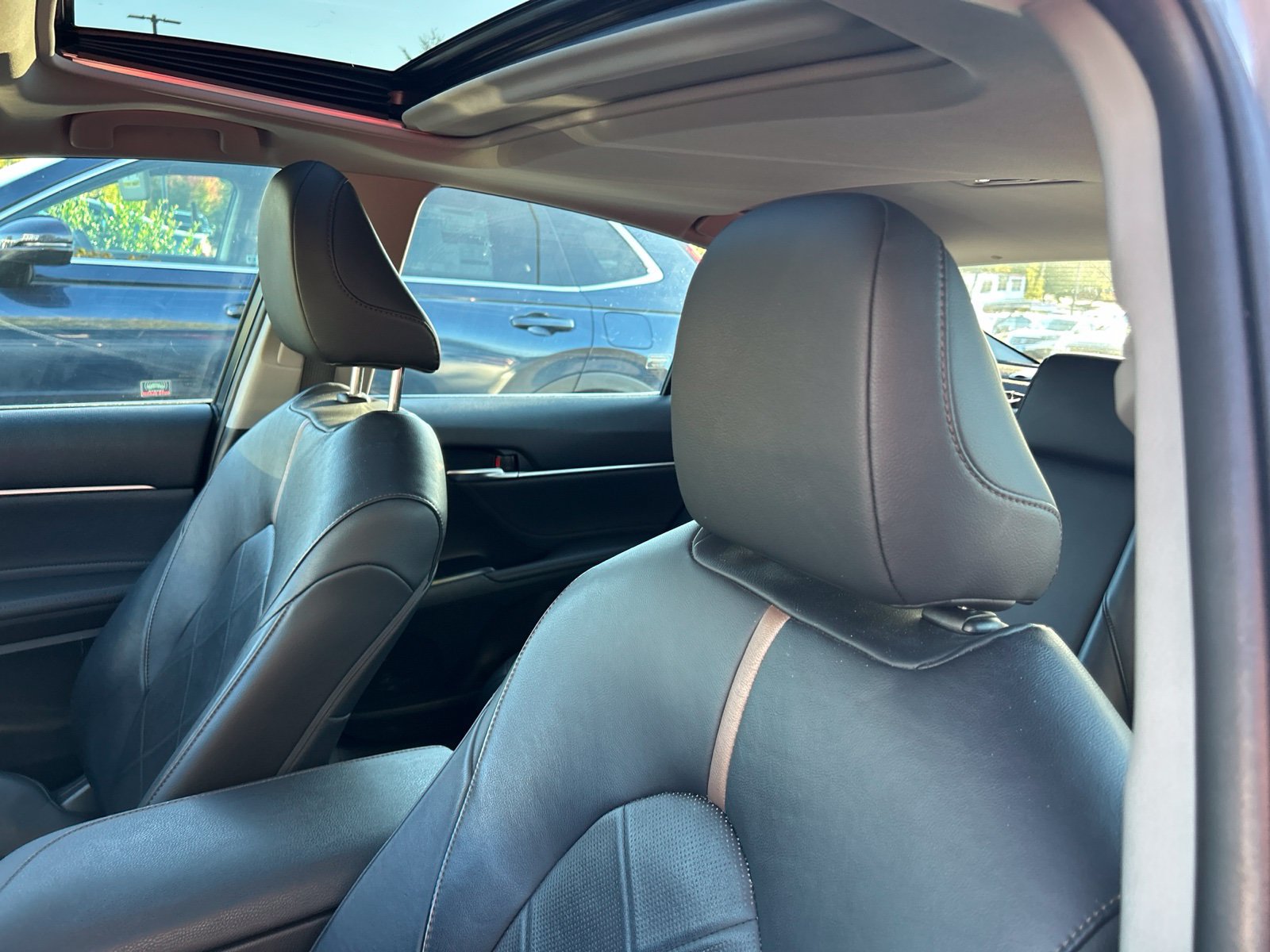 Used 2018 Toyota Camry XLE w/ Audio Package FWD image 8