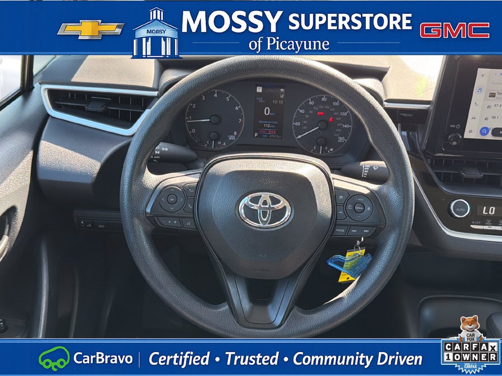 Used 2025 Toyota Corolla LE FWD image 17