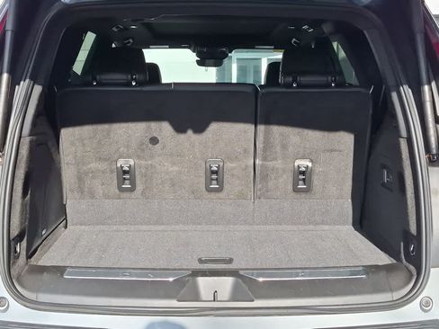 Used 2024 Cadillac Escalade Premium Luxury w/ LPO, Floor Liner Package AWD/4WD image 33