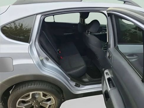 Used 2015 Subaru Crosstrek 2.0i Premium AWD/4WD image 24