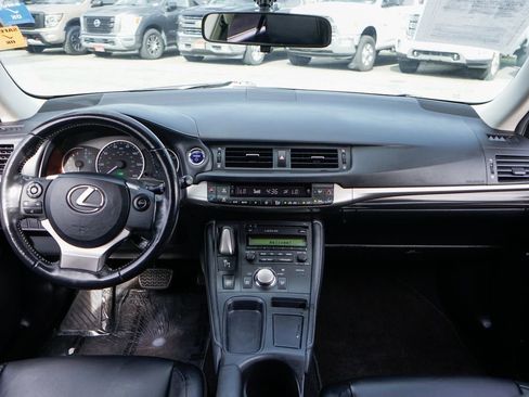 Used 2016 Lexus CT 200h w/ Accessory Package 2 FWD image 25