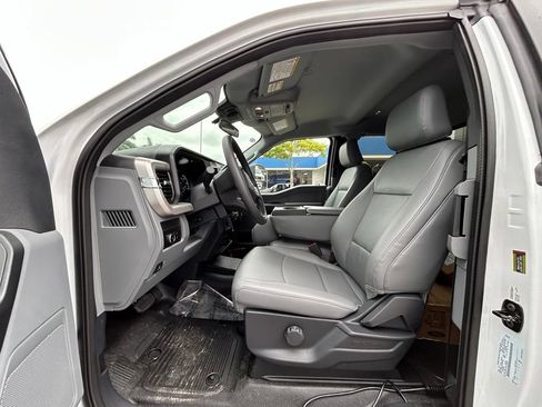 New 2026 Ford F550 4x4 SuperCab Super Duty image 10