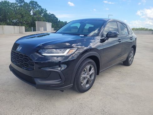 New 2026 Honda HR-V LX image 3