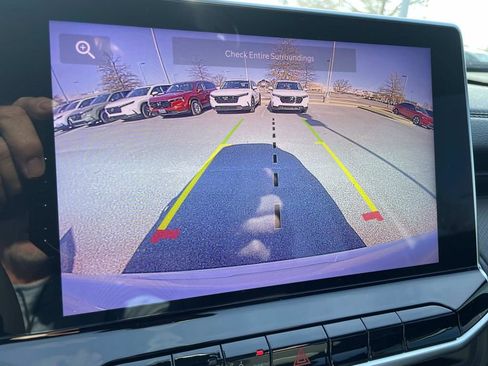 Used 2024 Jeep Compass Latitude w/ Convenience Group image 19