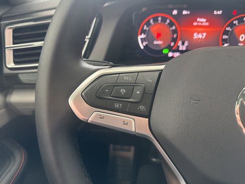 New 2026 Volkswagen Atlas Peak Edition AWD/4WD image 17
