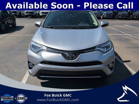Used 2016 Toyota RAV4 Limited AWD/4WD image 2