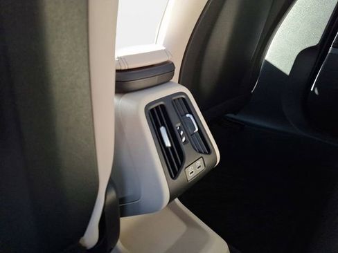 Certified 2025 BMW X1 xDrive28i w/ M Sport Package image 11