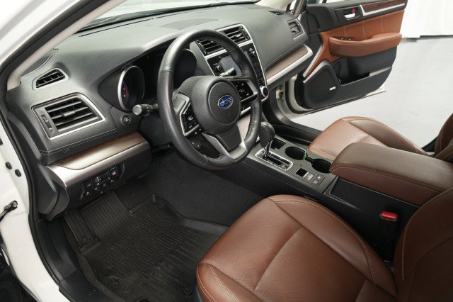 Used 2018 Subaru Outback 3.6R Touring AWD/4WD image 27