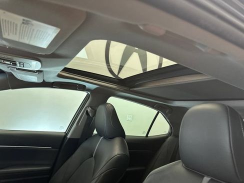 Used 2019 Toyota Camry XSE w/ Driver Assist Package FWD image 14