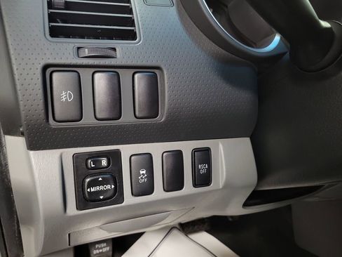 Used 2015 Toyota Tacoma 4x4 Double Cab image 19