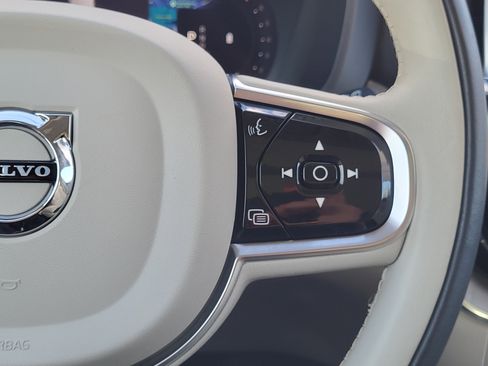 Certified 2024 Volvo XC60 B5 Plus w/ Protection Package Premier image 16