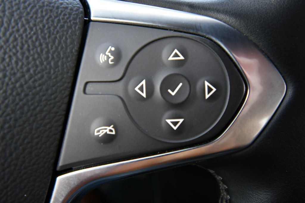 Used 2024 Chevrolet Traverse RS AWD/4WD image 24