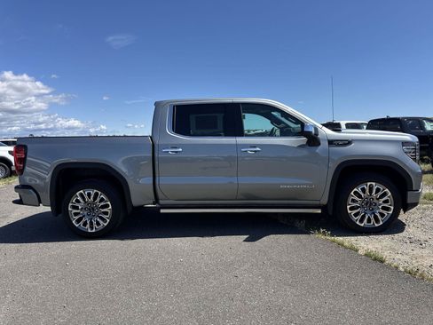 New 2026 GMC Sierra 1500 Denali Ultimate AWD/4WD image 3